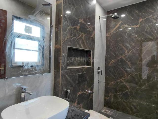 Flat for rent in Sector 46, Noida
