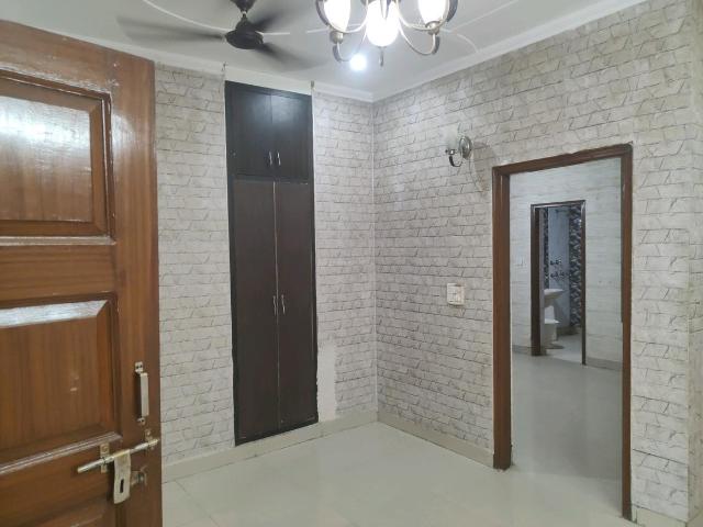 Flat for sale in Hariana