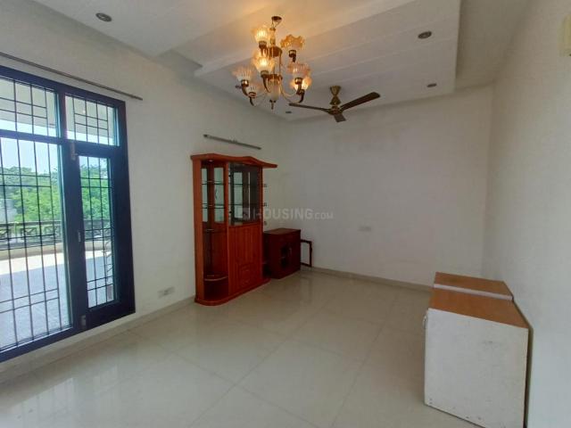 Flat for rent in Hariana