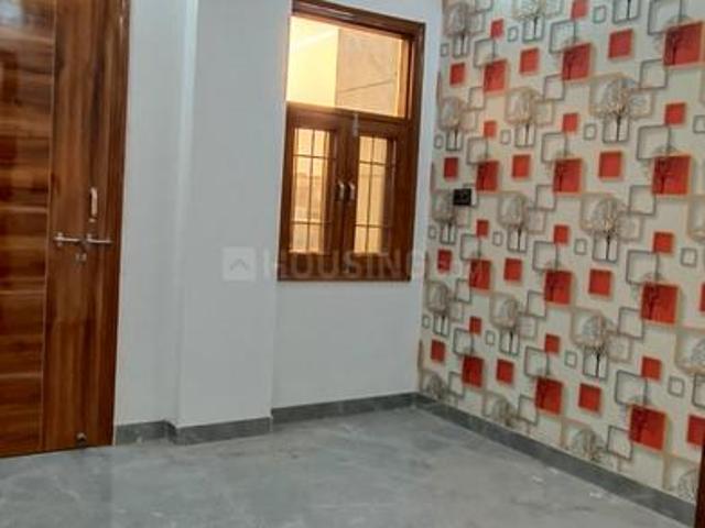 Flat for sale in North West Delhi, Deri