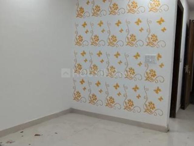 Flat for sale in North West Delhi, Deri