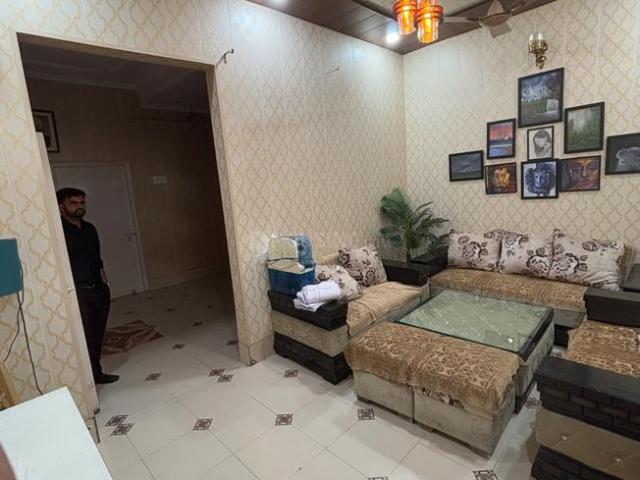 Flat for rent in Hariana