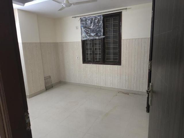 Flat for rent in South West Delhi, Deri