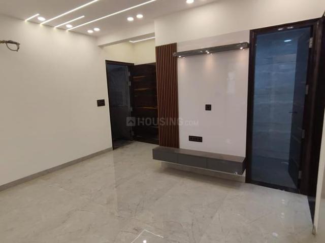 Flat for sale in North West Delhi, Deri