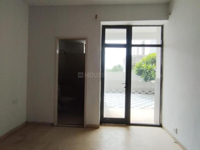 Flat for rent in Hariana
