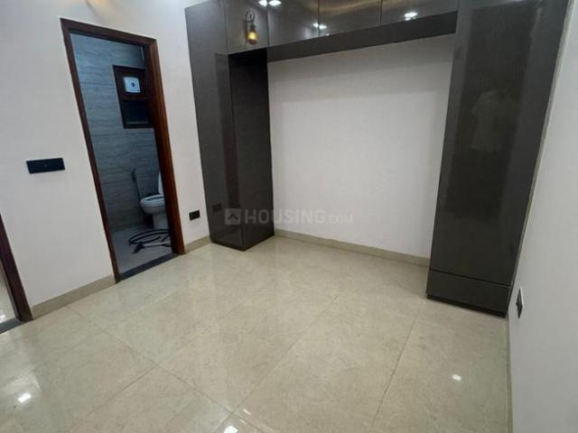 Flat for rent in Deri