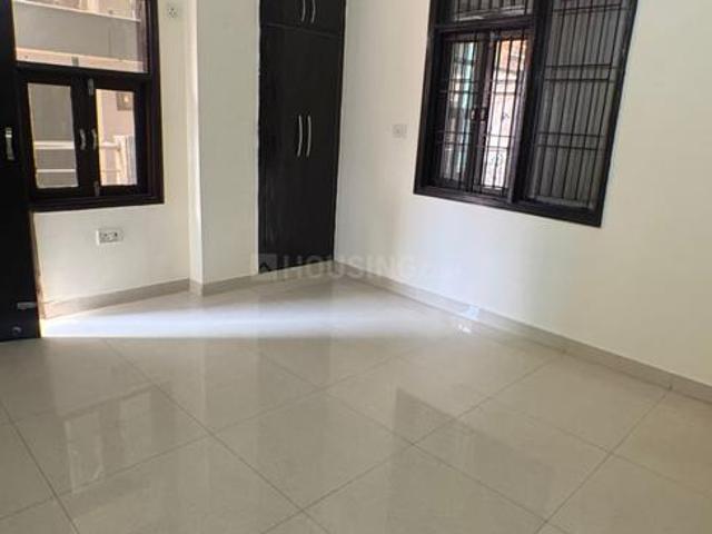 Flat for rent in Deri