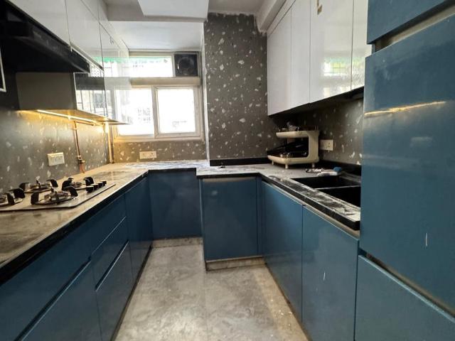 Flat for rent in Deri