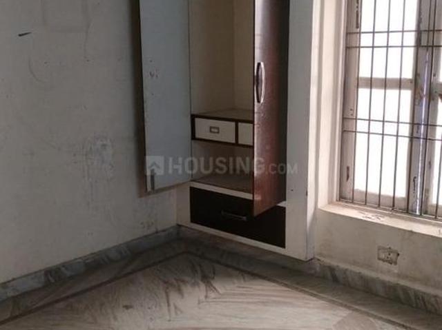 Flat for rent in Deri