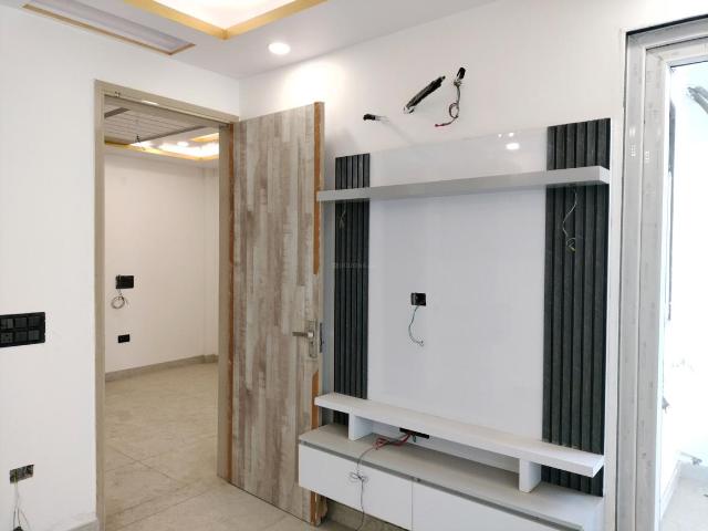 Flat for sale in South West Delhi, Deri