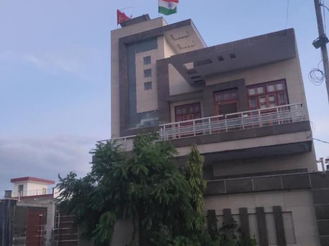 Flat for rent in Hariana