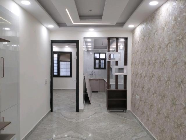 Flat for rent in North Delhi, Deri