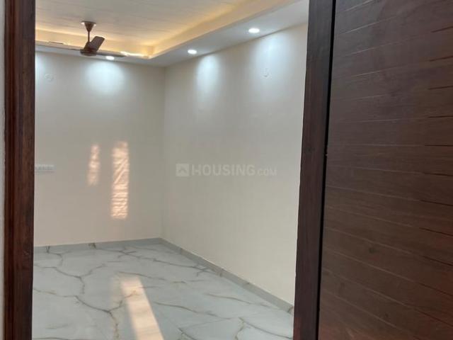 Flat for rent in North West Delhi, Deri
