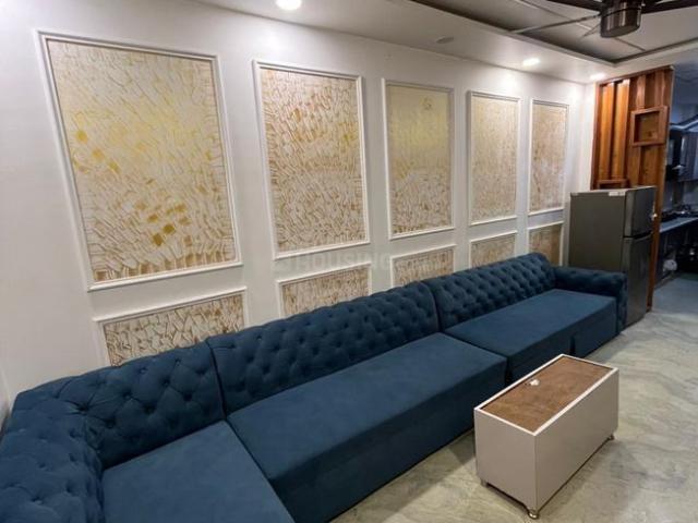 Flat for sale in North West Delhi, Deri
