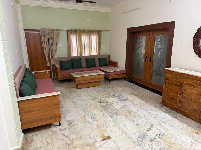 Flat for rent in Madya