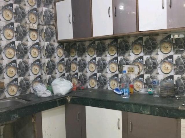 Flat for rent in North West Delhi, Deri