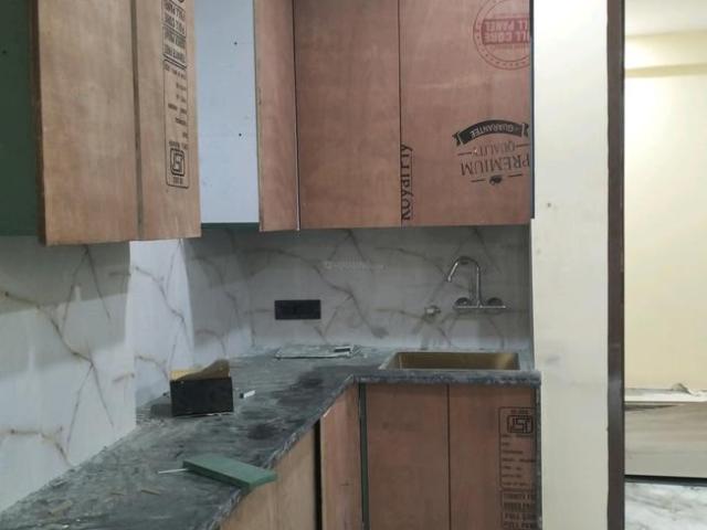 Flat for rent in North West Delhi, Deri