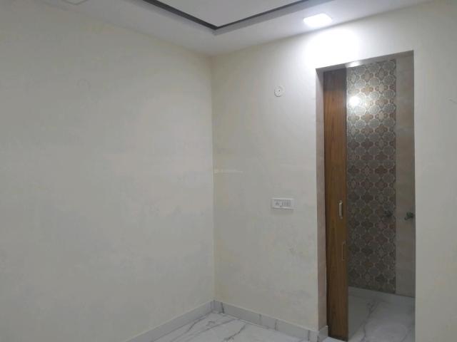 Flat for rent in North West Delhi, Deri