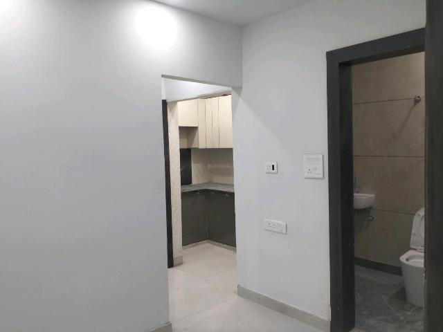 Flat for sale in North West Delhi, Deri