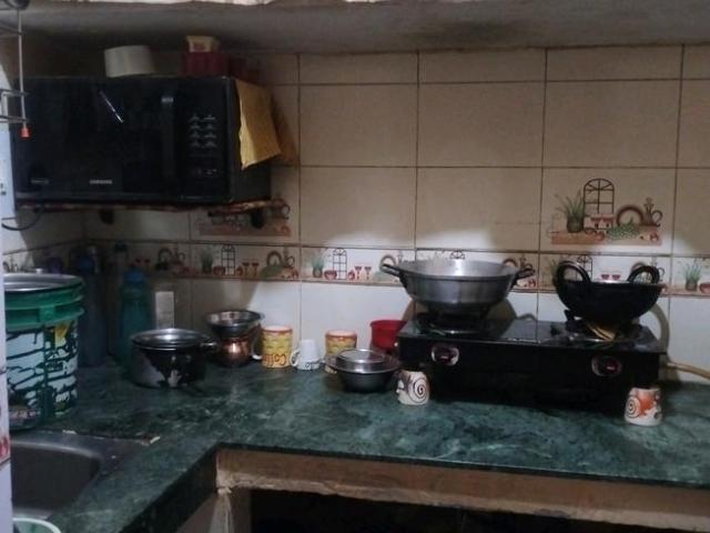 Flat for sale in Central Delhi, Deri