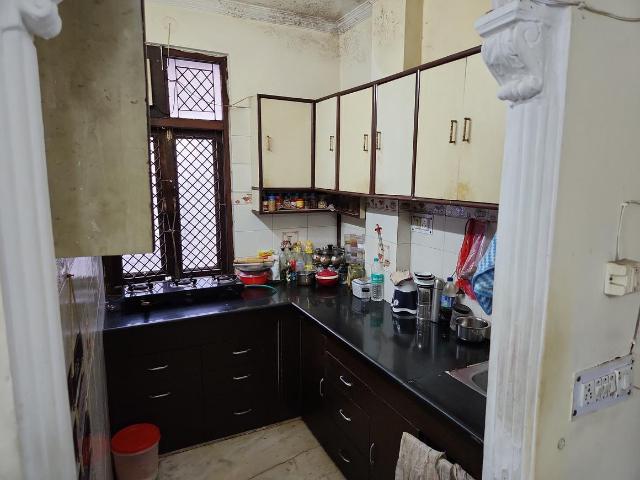 Flat for sale in North West Delhi, Deri