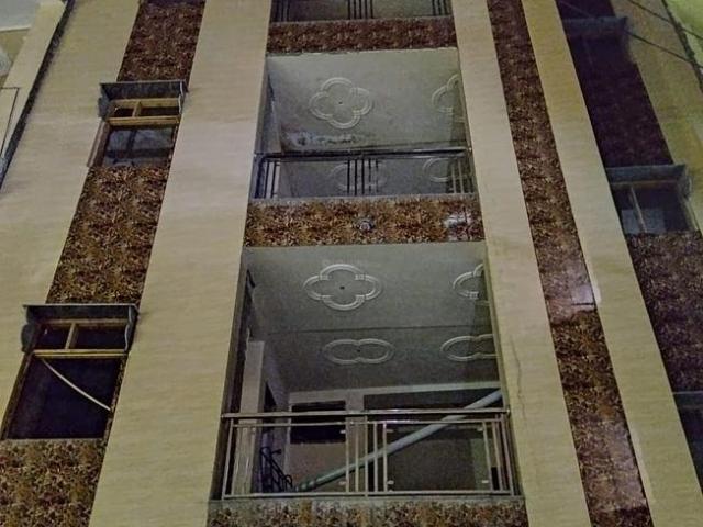 Flat for sale in Abdullahpur