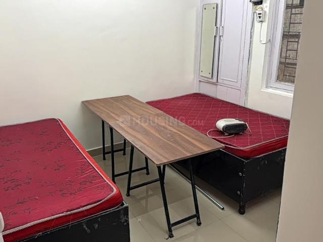 Flat for rent in South Delhi, Deri