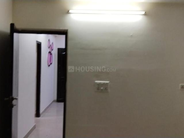 Flat for rent in South Delhi, Deri