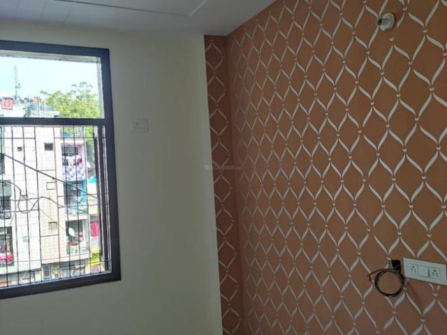 Flat for rent in Deri