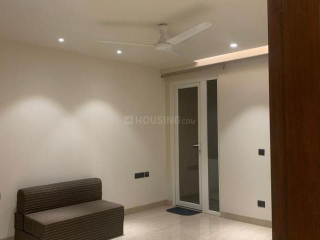 Flat for rent in Deri