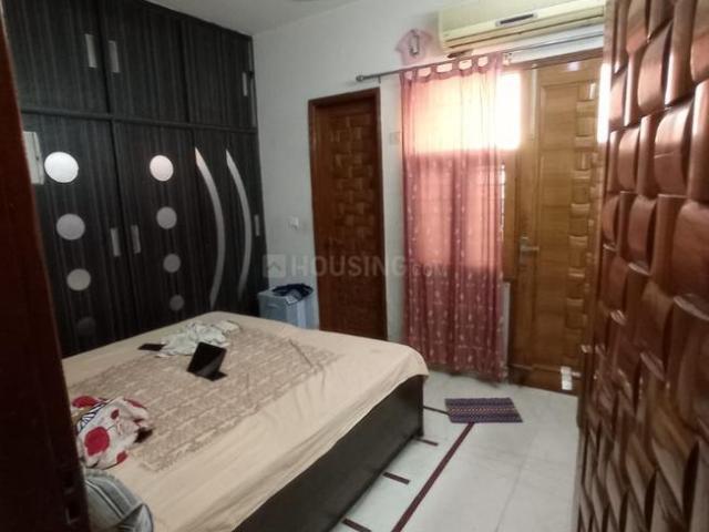 Flat for rent in West Delhi, Deri