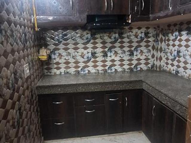 Flat for rent in West Delhi, Deri