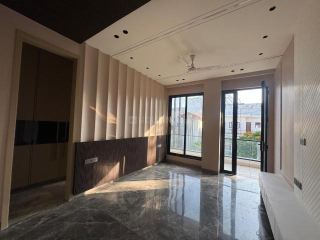 Flat for rent in Subash Nagar, Delhi