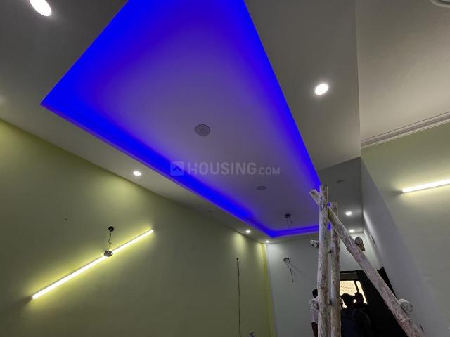 Flat for rent in West Delhi, Deri