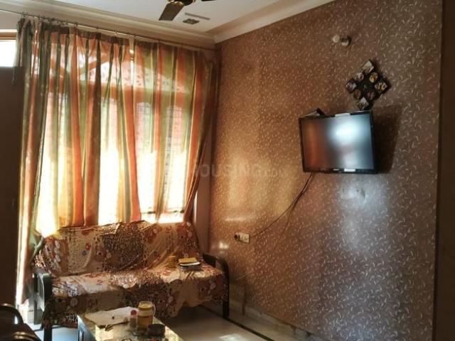 Flat for sale in West Delhi, Deri