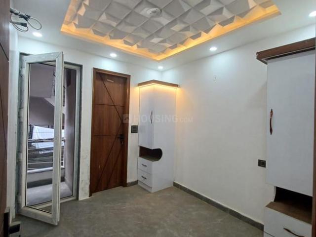 Flat for sale in West Delhi, Deri