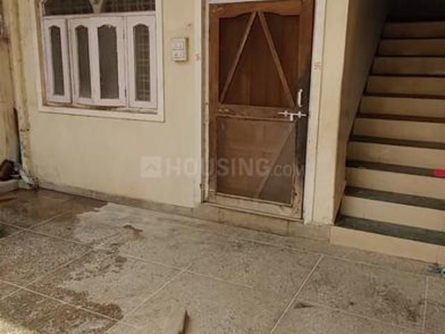 Flat for rent in Madya
