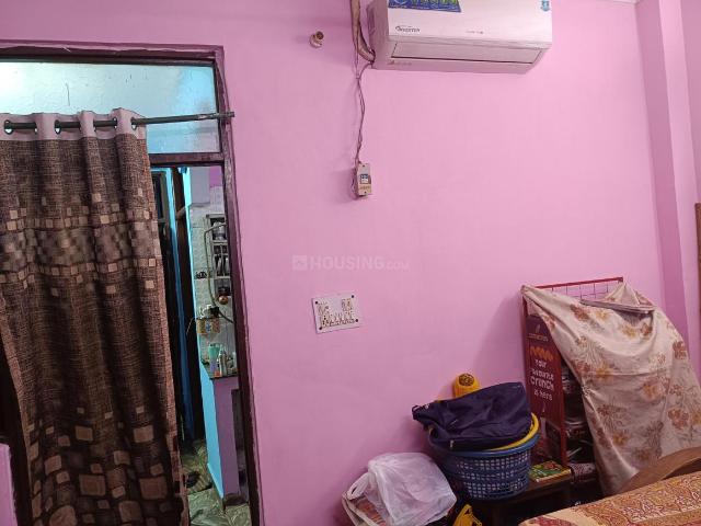 Flat for sale in North West Delhi, Deri