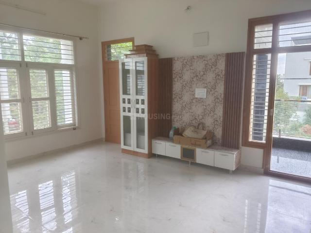 Flat for rent in Bangalore North, Cox Town - Bangalore