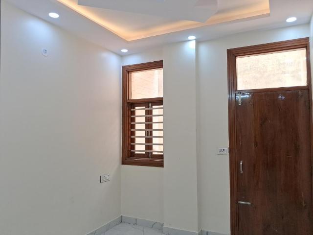 Flat for rent in Nanhe Ram Park, Delhi