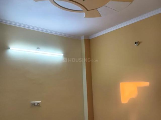 Flat for rent in West Delhi, Deri