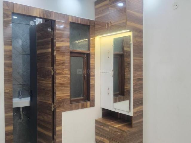 Flat for rent in West Delhi, Deri