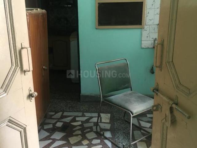 Flat for rent in West Delhi, Deri