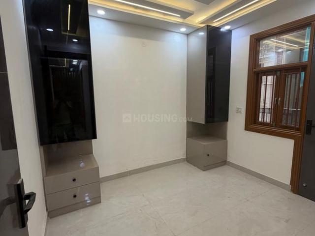 Flat for sale in West Delhi, Deri