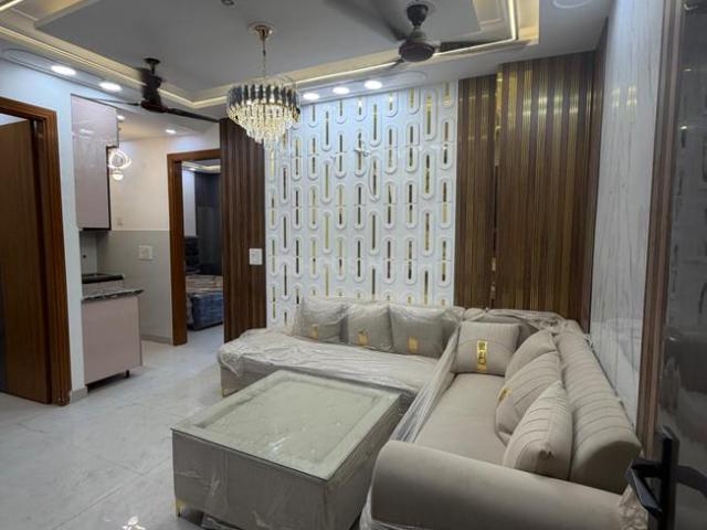 Flat for sale in West Delhi, Deri