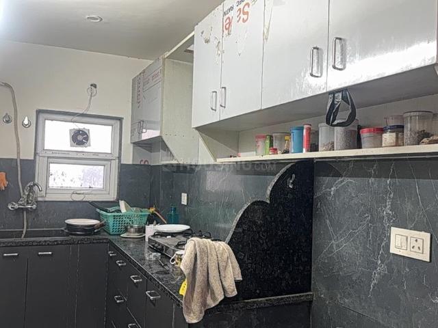 Flat for rent in Deri
