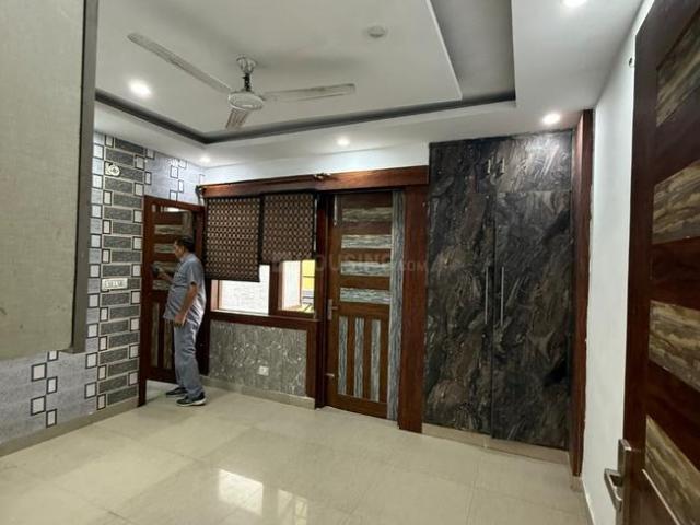 Flat for rent in Deri