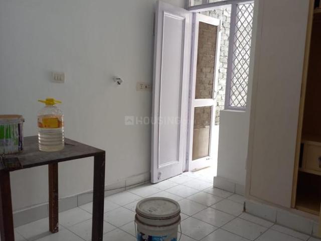 Flat for rent in Deri
