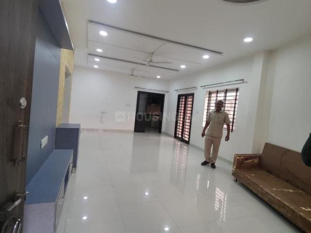 Flat for rent in Madya