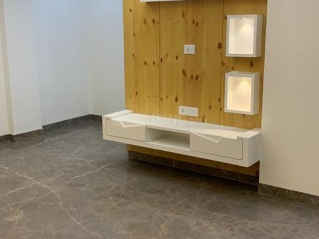 Flat for sale in West Delhi, Deri